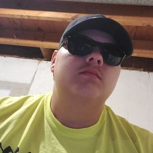 Meet your Posher, Nicholas